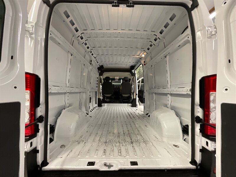 2021 RAM ProMaster Cargo Van 2500 159 WB / HIGH ROOF / BACKUP CAMERA / 1-OWNER LOCAL VAN / HIGHROOF & 159 " WB / CARGO VAN - Photo 10 - Gladstone, OR 97027
