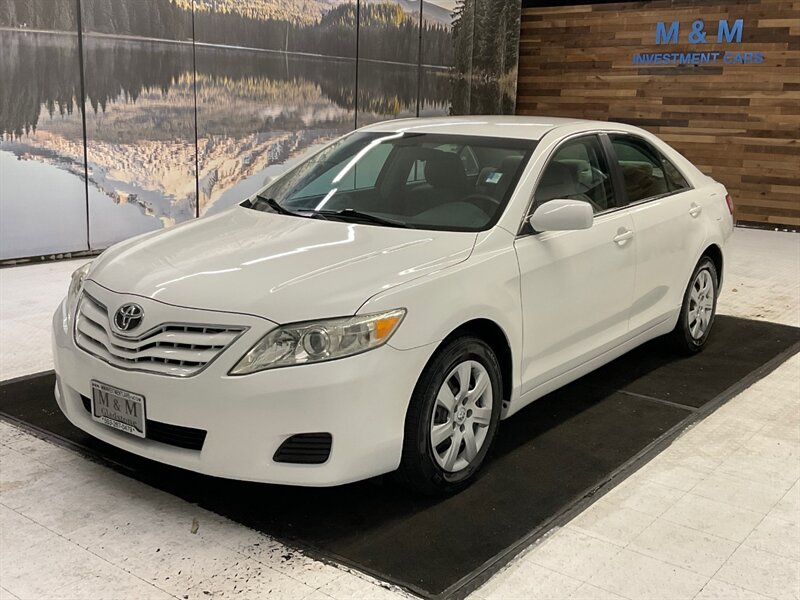 2011 Toyota Camry LE Sedan 4Dr  / 2.5L 4Cyl / 102,000 MILES   - Photo 25 - Gladstone, OR 97027