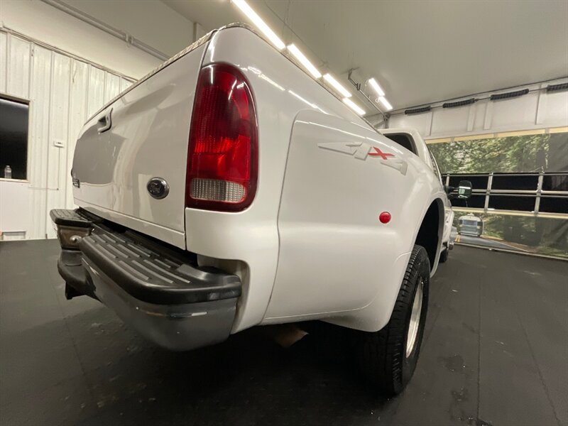 1999 Ford F-350 XLT 4DR / 6 SPEED MANUAL / 7.3L DIESEL LOCAL TRUCK  / Crew Cab LONG BED / LOCAL TRUCK / RUST FREE / 117,000 MILES - Photo 11 - Gladstone, OR 97027