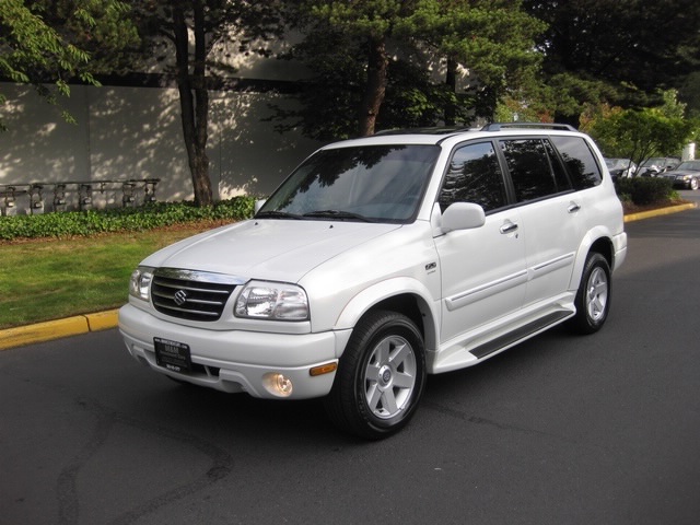 2002 Suzuki XL7 Limited Edition / 3rd Seat / Leather /Every Option   - Photo 1 - Portland, OR 97217