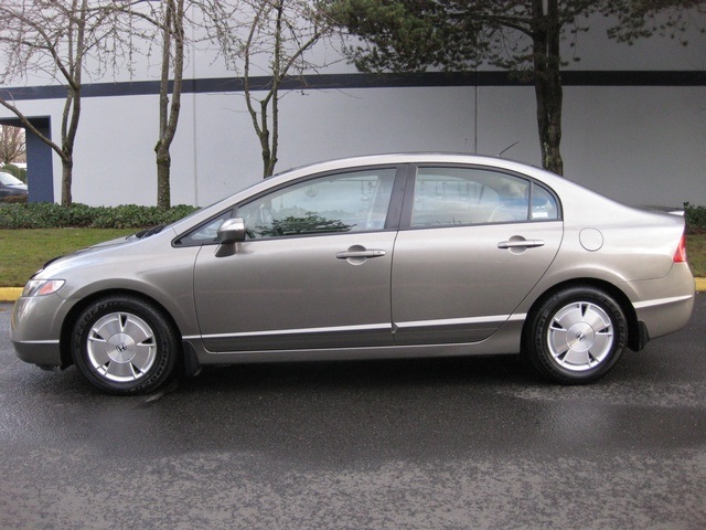 2007 Honda Civic Hybrid/4Door/Leather/Spoiler /Automatic   - Photo 2 - Portland, OR 97217