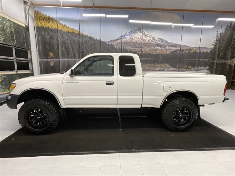 1999 Toyota Tacoma SR5 V6 4X4 / 3.4L 6Cyl / LIFTED /124,000 MILES  /LIFTED w. GOODYEAR WRANGLER TIRES & FUEL WHEELS / LOCAL TRUCK / - Photo 3 - Gladstone, OR 97027