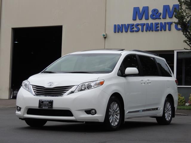 2013 Toyota Sienna XLE 8-Passenger / Leather / Sunroof / 1-Owner   - Photo 1 - Portland, OR 97217