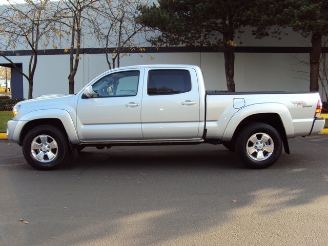 2009 Toyota Tacoma V6/ 4WD/ TRD SPORT PKG   - Photo 2 - Portland, OR 97217