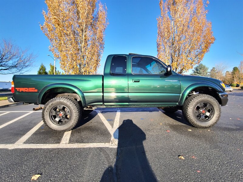 2002 Toyota Tacoma V6  / Local No Rust / Rear Differential Locker / Low Miles - Photo 4 - Portland, OR 97217