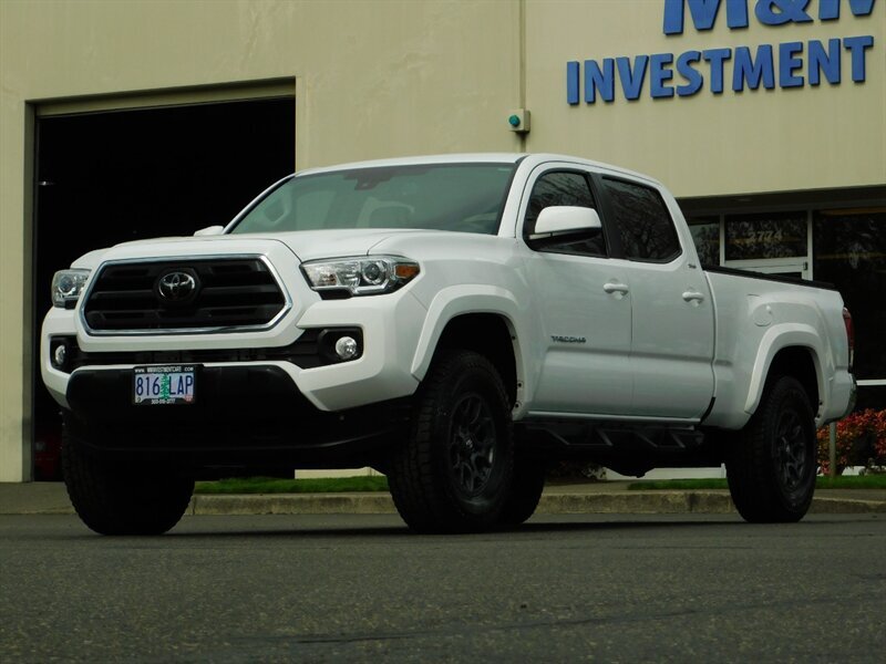 2018 Toyota Tacoma SR5 V6 4X4 / LONG BED /LIFTED / LOW MILES   - Photo 1 - Portland, OR 97217
