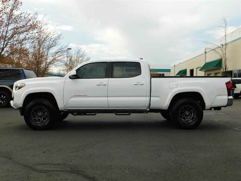 2018 Toyota Tacoma SR5 V6 4X4 / LONG BED /LIFTED / LOW MILES   - Photo 3 - Portland, OR 97217