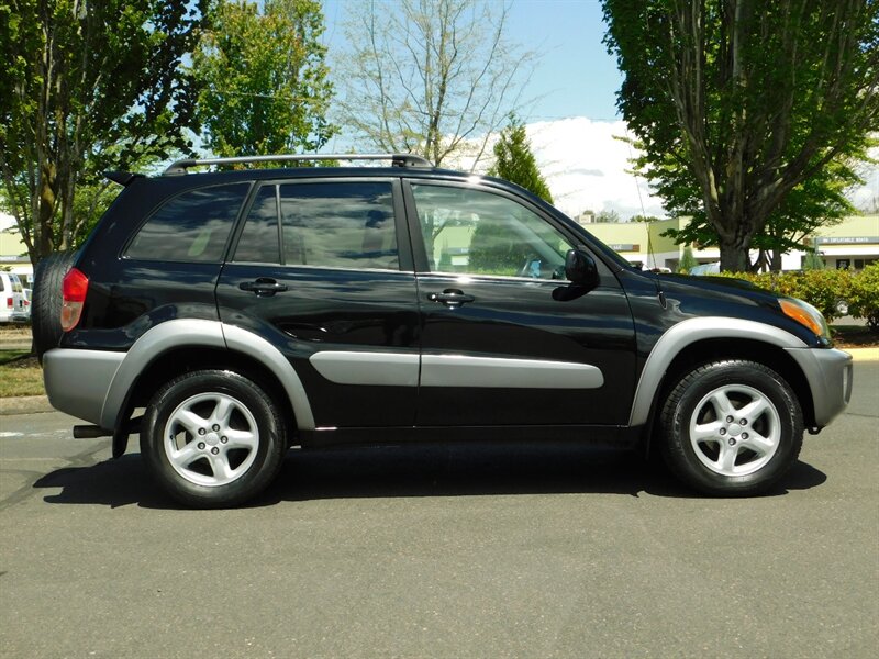 2003 Toyota RAV4 SPORT EDITION 4WD / Moon Roof / LOW MILES   - Photo 4 - Portland, OR 97217
