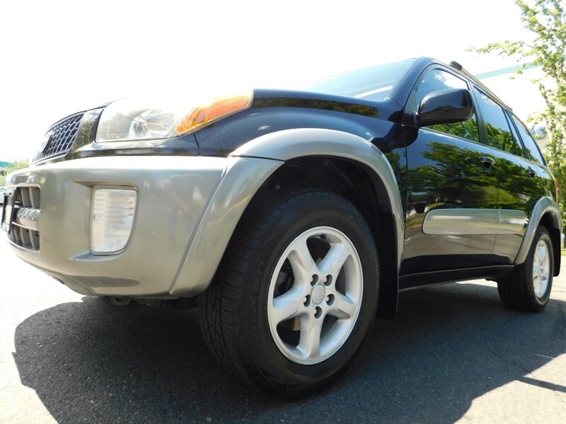 2003 Toyota RAV4 SPORT EDITION 4WD / Moon Roof / LOW MILES   - Photo 9 - Portland, OR 97217