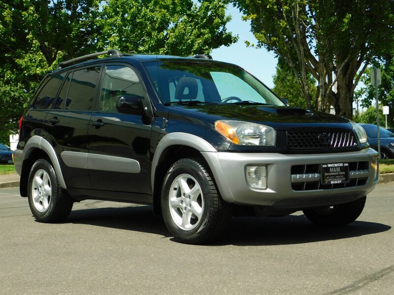 2003 Toyota RAV4 SPORT EDITION 4WD / Moon Roof / LOW MILES   - Photo 2 - Portland, OR 97217