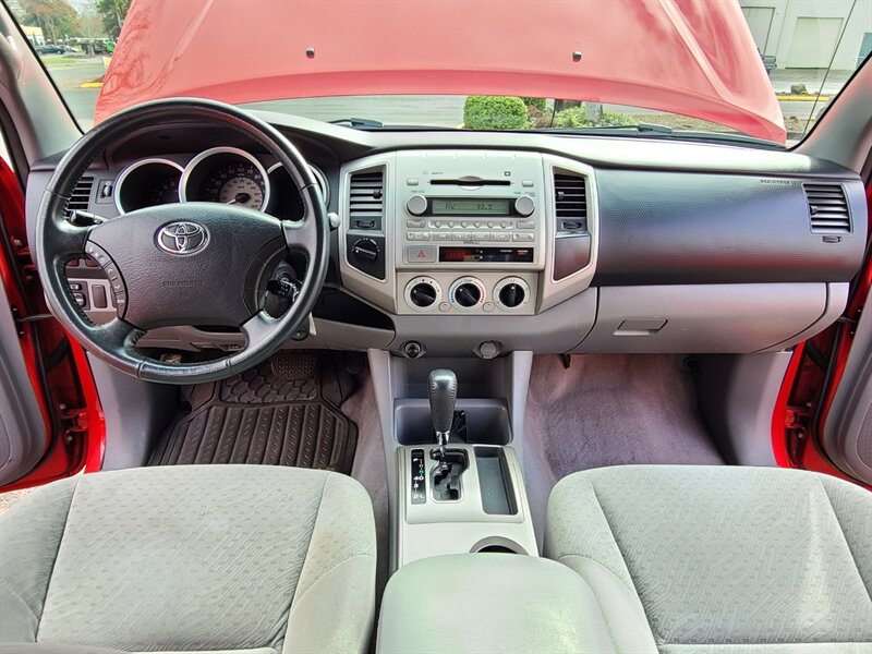 2006 Toyota Tacoma DOUBLE CAB 4X4 / LONG BED / V6 4.0L / NEW LIFT  / NEW TIRES / LOCAL TRUCK / NO RUST / 6-FOOT BED - Photo 15 - Portland, OR 97217