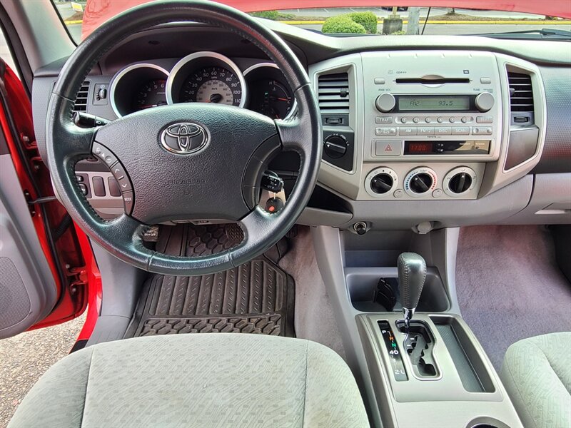 2006 Toyota Tacoma DOUBLE CAB 4X4 / LONG BED / V6 4.0L / NEW LIFT  / NEW TIRES / LOCAL TRUCK / NO RUST / 6-FOOT BED - Photo 16 - Portland, OR 97217