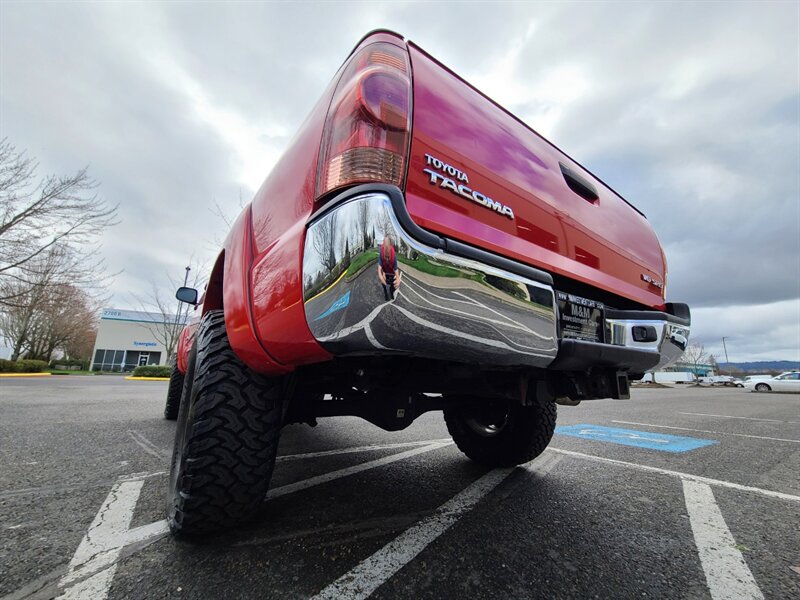 2006 Toyota Tacoma DOUBLE CAB 4X4 / LONG BED / V6 4.0L / NEW LIFT  / NEW TIRES / LOCAL TRUCK / NO RUST / 6-FOOT BED - Photo 11 - Portland, OR 97217