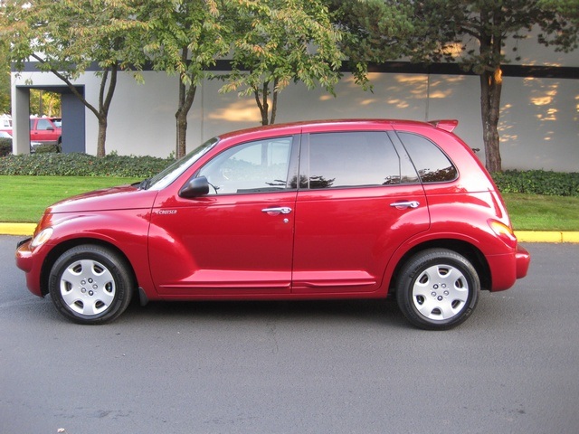2004 Chrysler PT Cruiser Sport Wagon 4-Cyl / Automatic / Low Miles   - Photo 3 - Portland, OR 97217