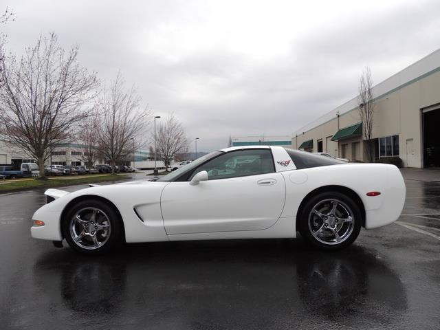 2004 Chevrolet Corvette 2DR Coupe / Glass Roof Panel / EXCEL COND   - Photo 3 - Portland, OR 97217