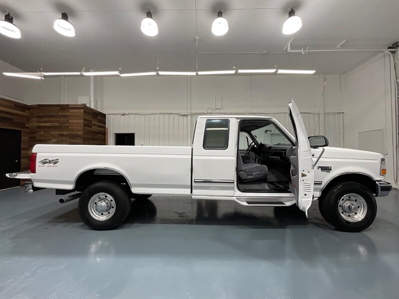 1997 Ford F-250 XLT  Extended Cab 4X4 / 7.3L DIESEL / 58,000 MILES  / ZERO RUST - Photo 48 - Gladstone, OR 97027