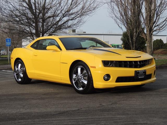 2013 Chevrolet Camaro SS / Leather / Sunroof / Navigation / Excel COnd   - Photo 2 - Portland, OR 97217