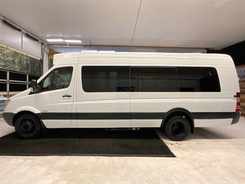 2013 FREIGHTLIN SPRINTER 350 15-PASSENGER VAN/ 3.0L DIESEL/ HIGHROOF DUALLY  /DUALLY / HIGHROOF EXTRA LONG - Photo 3 - Gladstone, OR 97027