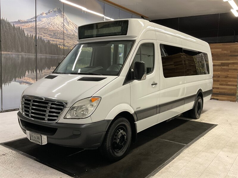 2013 FREIGHTLIN SPRINTER 350 15-PASSENGER VAN/ 3.0L DIESEL/ HIGHROOF DUALLY  /DUALLY / HIGHROOF EXTRA LONG - Photo 1 - Gladstone, OR 97027