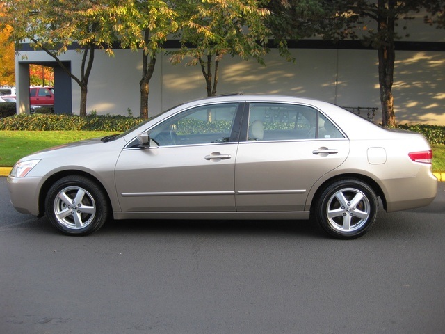 2003 Honda Accord EX/ Leather/ Moonroof/ 79k miles   - Photo 2 - Portland, OR 97217