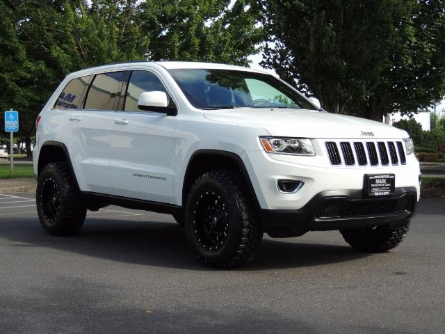 2015 Jeep Grand Cherokee Laredo / Sport Utility / 4WD / LIFTED LIFTED   - Photo 2 - Portland, OR 97217