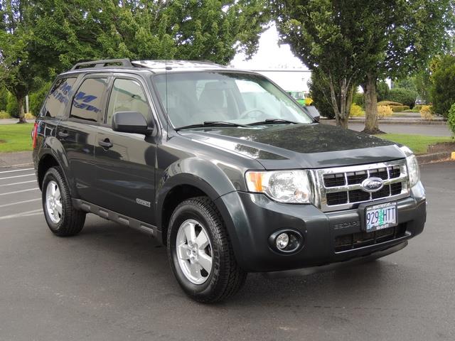 2008 Ford Escape XLT / Sport Utility / Sunroof / New Tires   - Photo 2 - Portland, OR 97217