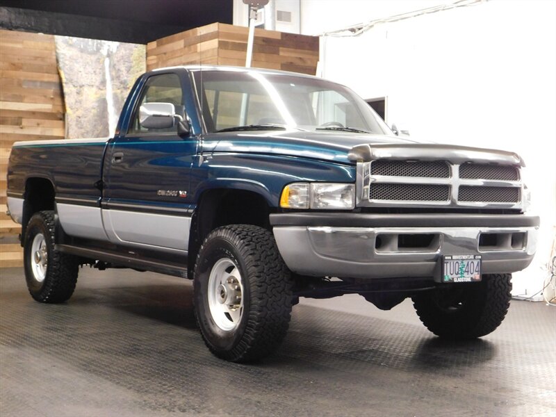 1994 Dodge Ram 2500 Laramie 4X4 /V10 8Cy   - Photo 2 - Gladstone, OR 97027