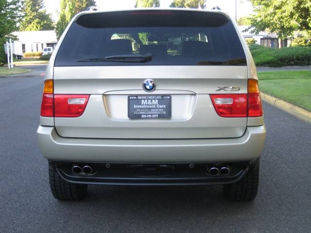 2002 BMW X5 4.4i   - Photo 4 - Portland, OR 97217