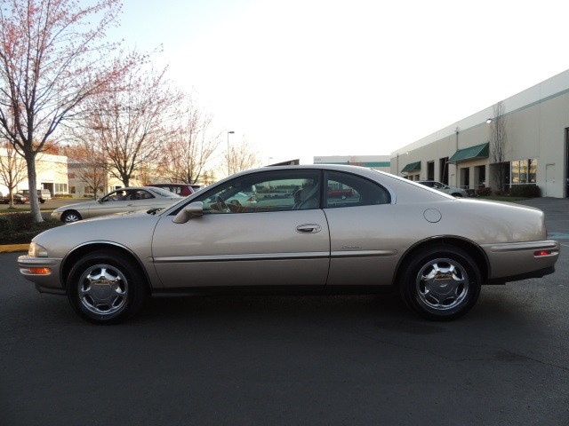 1998 Buick Riviera Supercharged / Coupe / Leather / MoonRoof /LUXURY   - Photo 3 - Portland, OR 97217