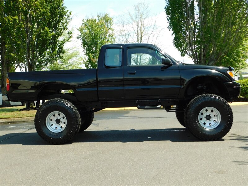 1998 Toyota Tacoma 4X4 / 3.4L V6 / CUSTOM LIFTED / 154k miles   - Photo 4 - Portland, OR 97217