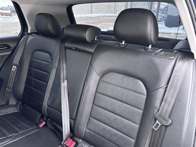 2017 Volkswagen Golf TSI S  TSI HIGHLINE - Photo 9 - Winnipeg, MB R3L 0M4