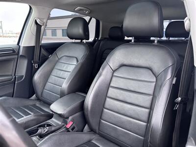 2017 Volkswagen Golf TSI S  TSI HIGHLINE - Photo 7 - Winnipeg, MB R3L 0M4