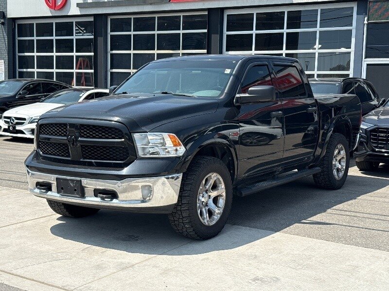 2016 RAM 1500 SLT  