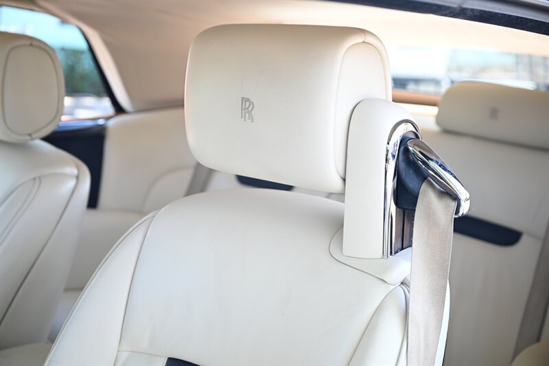 2010 Rolls-Royce Phantom Drophead Coupe 30