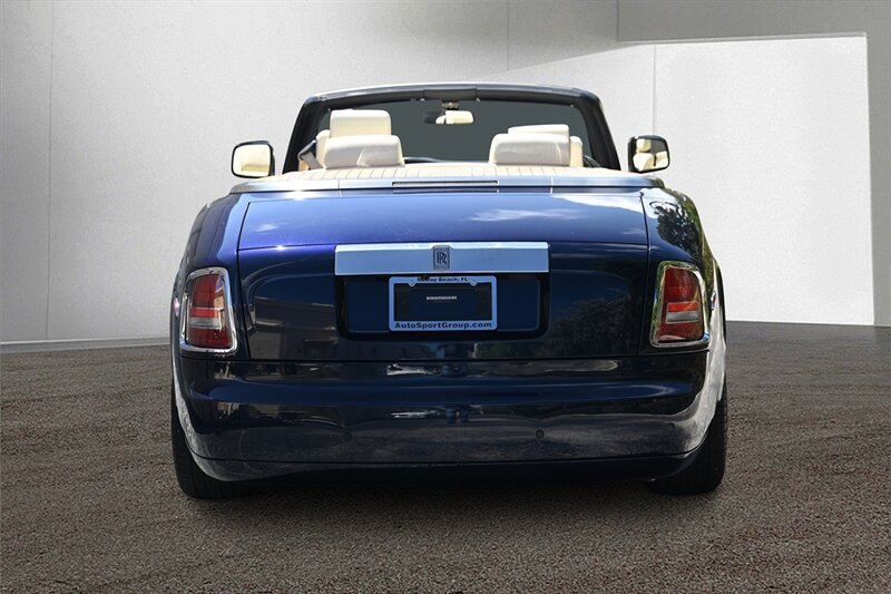 2010 Rolls-Royce Phantom Drophead Coupe 4
