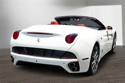 2011 Ferrari California   - Photo 5 - Boca Raton, FL 33431