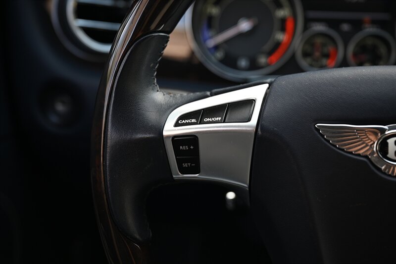 2013 Bentley Continental GT V8 33
