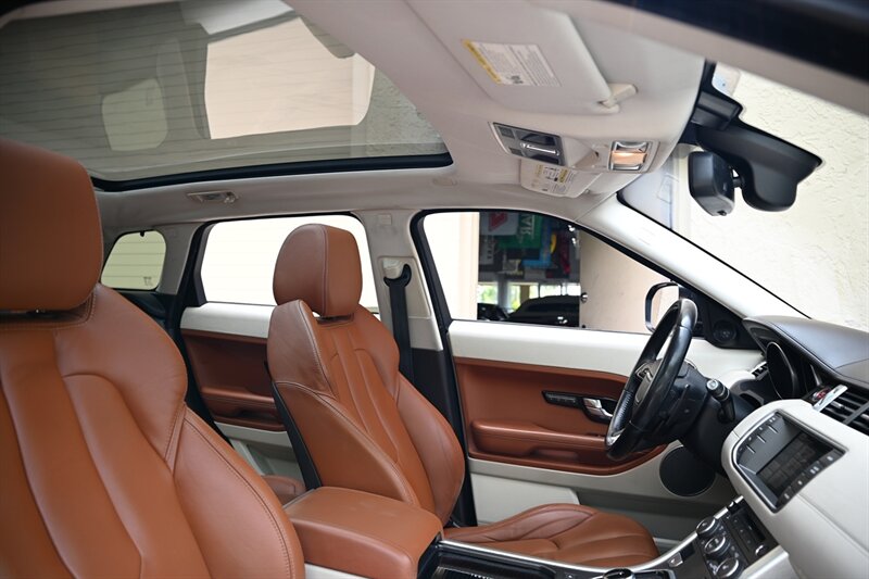 2012 Land Rover Range Rover Evoque Prestige 15