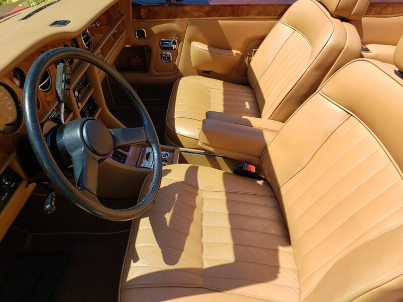 1986 Rolls-Royce Corniche II 14