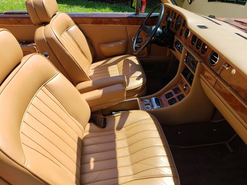 1986 Rolls-Royce Corniche II 6