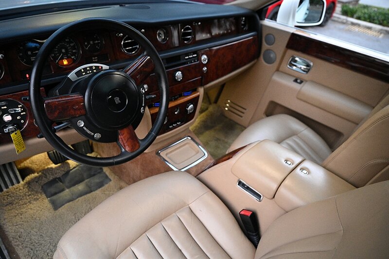 2012 Rolls-Royce Phantom 25