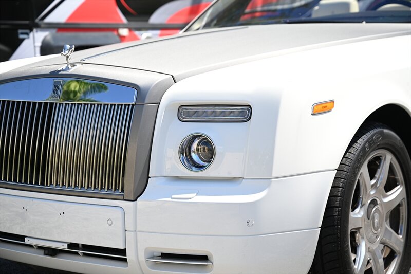 2009 Rolls-Royce Phantom Drophead Coupe 10