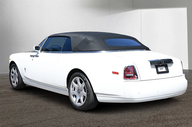 2009 Rolls-Royce Phantom Drophead Coupe 17