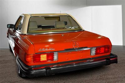 1982 Mercedes-Benz 380 SL   - Photo 2 - Boca Raton, FL 33431