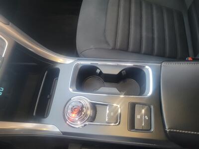 2019 Ford Fusion Hybrid SE   - Photo 18 - Cross Plains, WI 53528