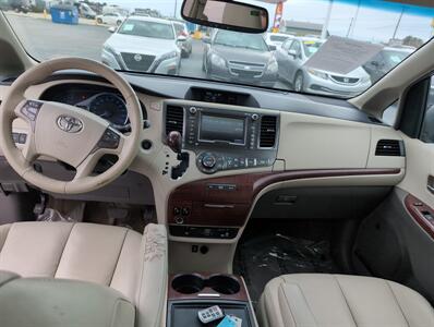 2014 Toyota Sienna XLE 7-Passenger Auto   - Photo 12 - Lafayette, IN 47905