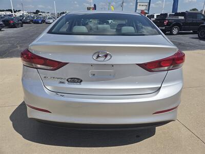 2018 Hyundai ELANTRA SE   - Photo 4 - Lafayette, IN 47905