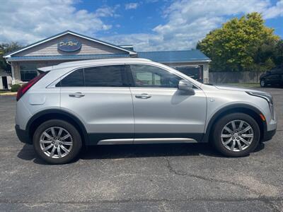 2022 Cadillac XT4 Premium Luxury   - Photo 2 - Lafayette, IN 47905