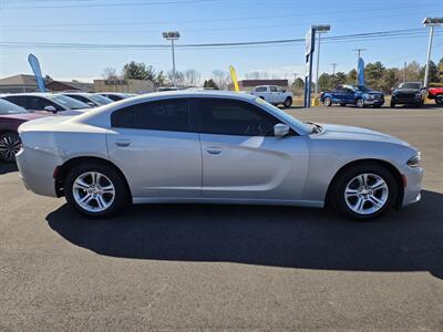 2020 Dodge Charger SXT   - Photo 2 - Lafayette, IN 47905