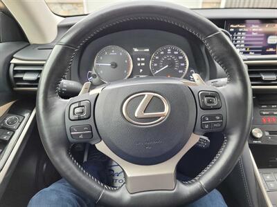 2018 Lexus IS   - Photo 16 - Lafayette, IN 47905